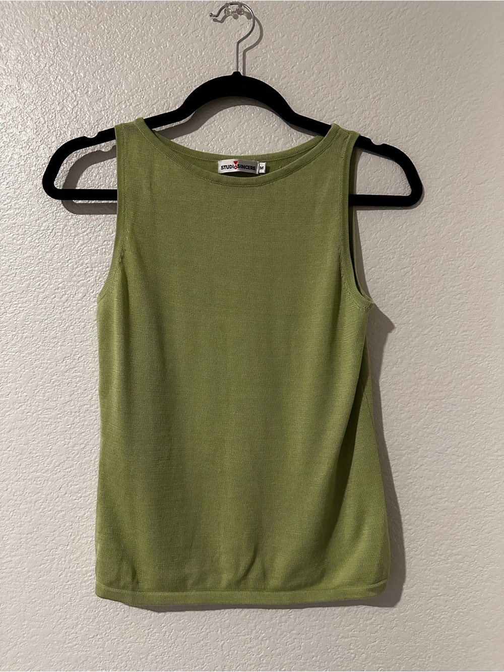 Studio Olive Tank Top in Light Green